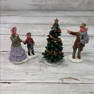 Lemax Victorian Christmas Family village and tree figures accessories